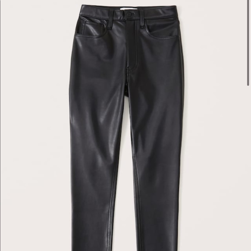 Curve Love Vegan Leather Skinny Pants size 26S. Used once